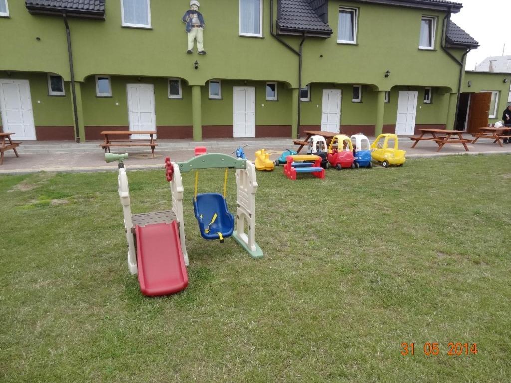 Minipensjonat Admiral Jarosławiec Exterior foto